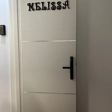 Crispi Mmg Apartment *